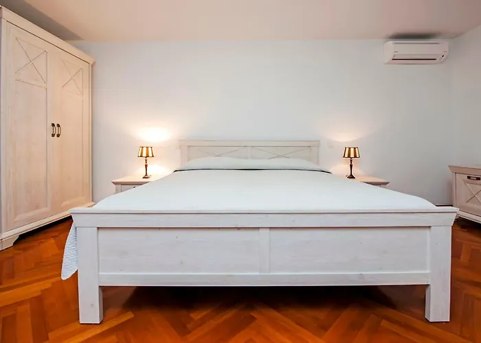 Apartamento Adriana *