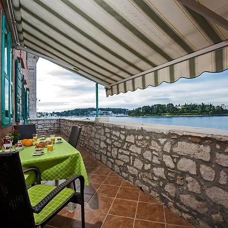 Apartman Adriana